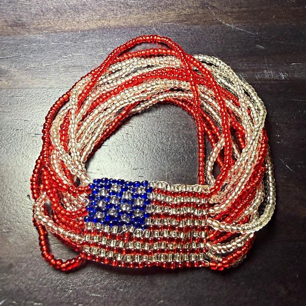 American Flag Red White Blue Beaded Stretch Bracelet Glass Beads USA